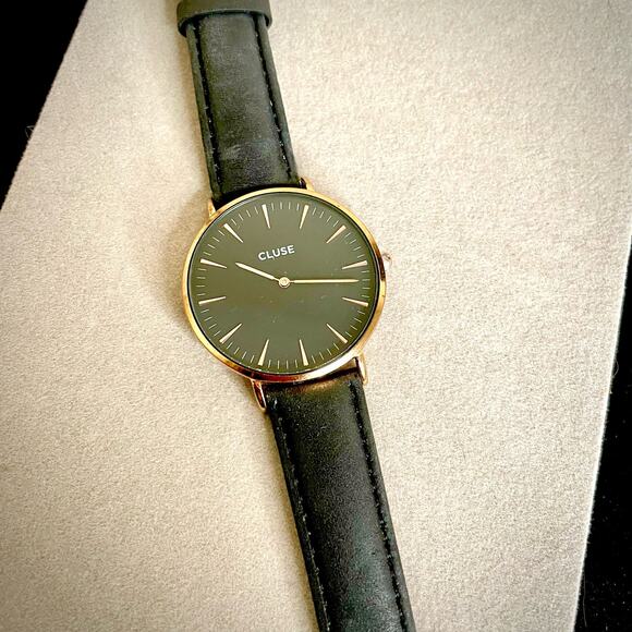 Cluse Minuit Womens Black Rose Gold Tone Leather Strap Watch - Picture 1 of 7